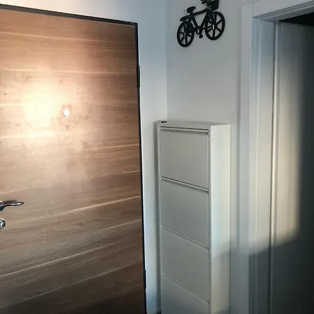 Birds Place Apartment *